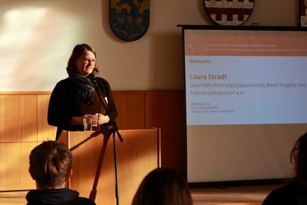 © Alexandra Patriciu. Im Bild: Laura Stradt.